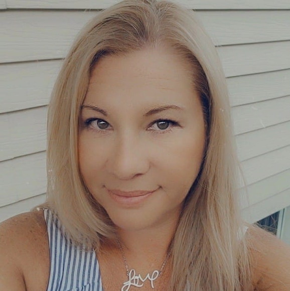 christinep214